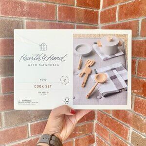 TARGET HEARTH AND HAND WITH MAGNOLIA TOY COOKING SET